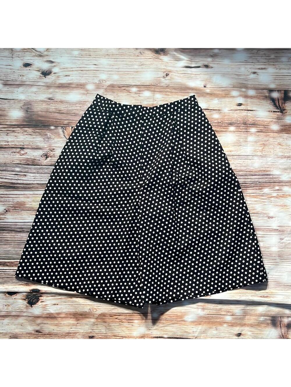 💙 Givenchy for Life high waisted polka dot shorts
